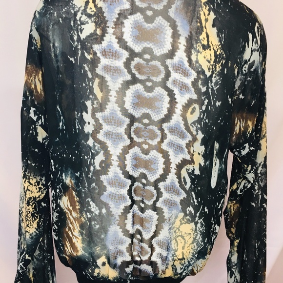 Cabi Sheer Python print Crew neck soft silk top - Picture 5 of 8